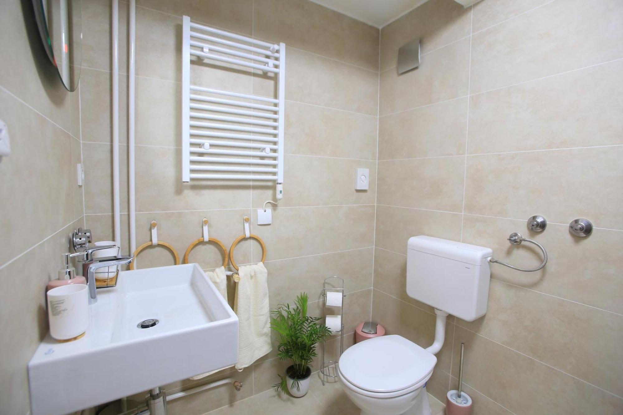 Bamboo Oasis Apartment With Terrace In The Garden And Free Parking, Rijeka Luaran gambar